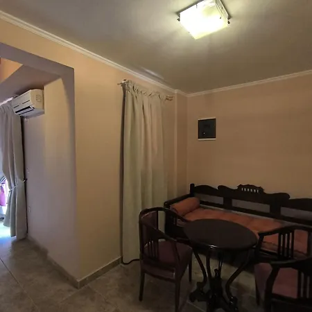 Anastazia מלון 4*