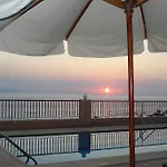 Anastazia 호텔 4*