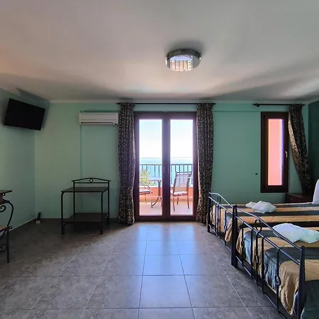 Anastazia 4*
